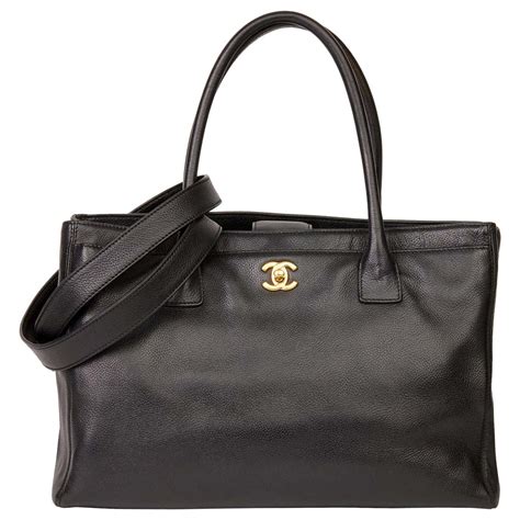 chanel cerf tote black